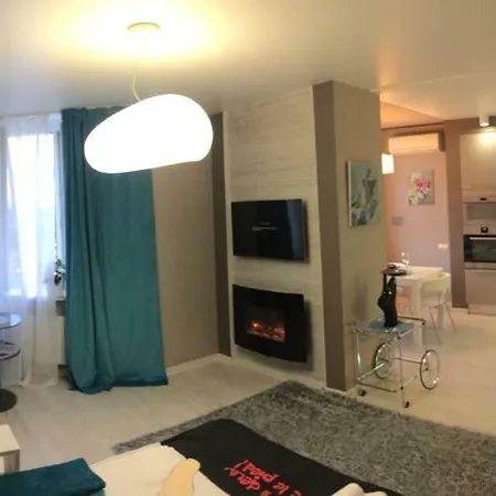 Apartment 15 Минут От Аэропорта Жуляны