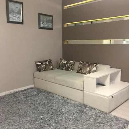 Apartment 15 Минут От Аэропорта Жуляны